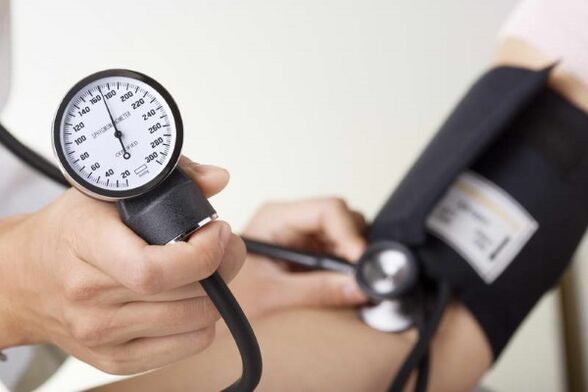 Njerëzit me presion të lartë të gjakut u ndalohet të ndjekin dietën dembele